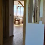 Sara *