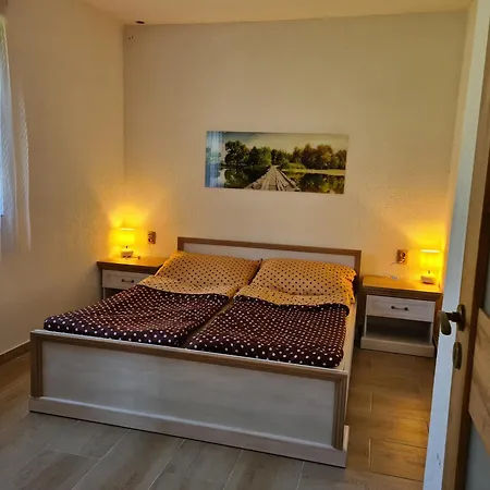 Sára Lipno nad Vltavou
